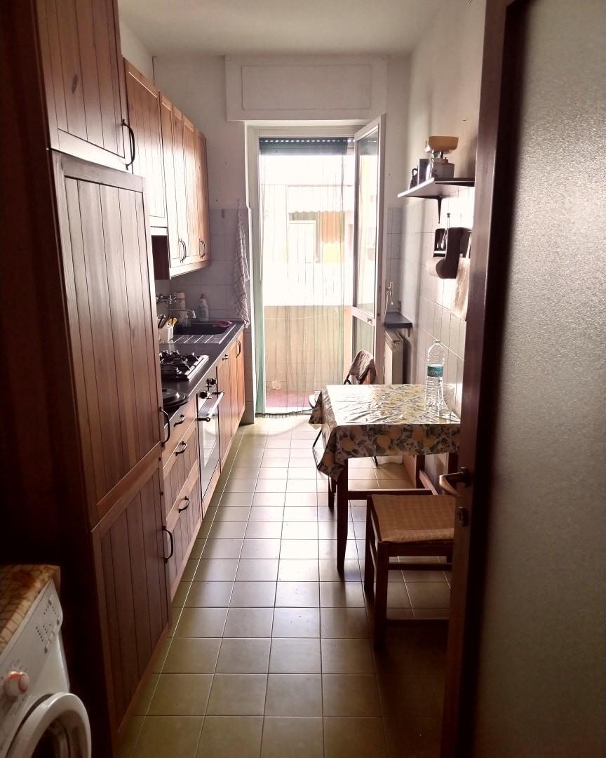 Immagine 4 di Appartamento in vendita  a Carrara