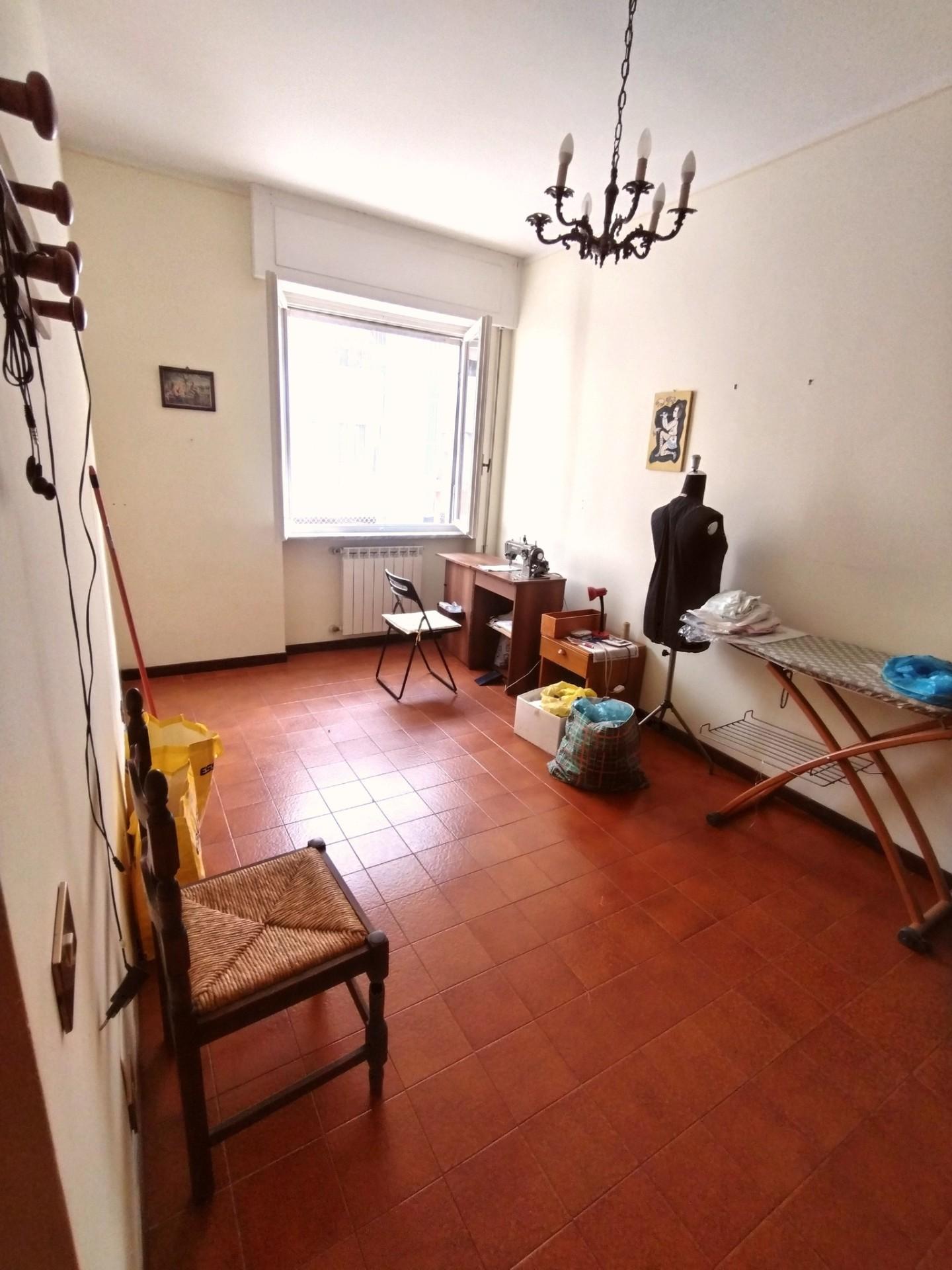 Immagine 8 di Appartamento in vendita  a Carrara