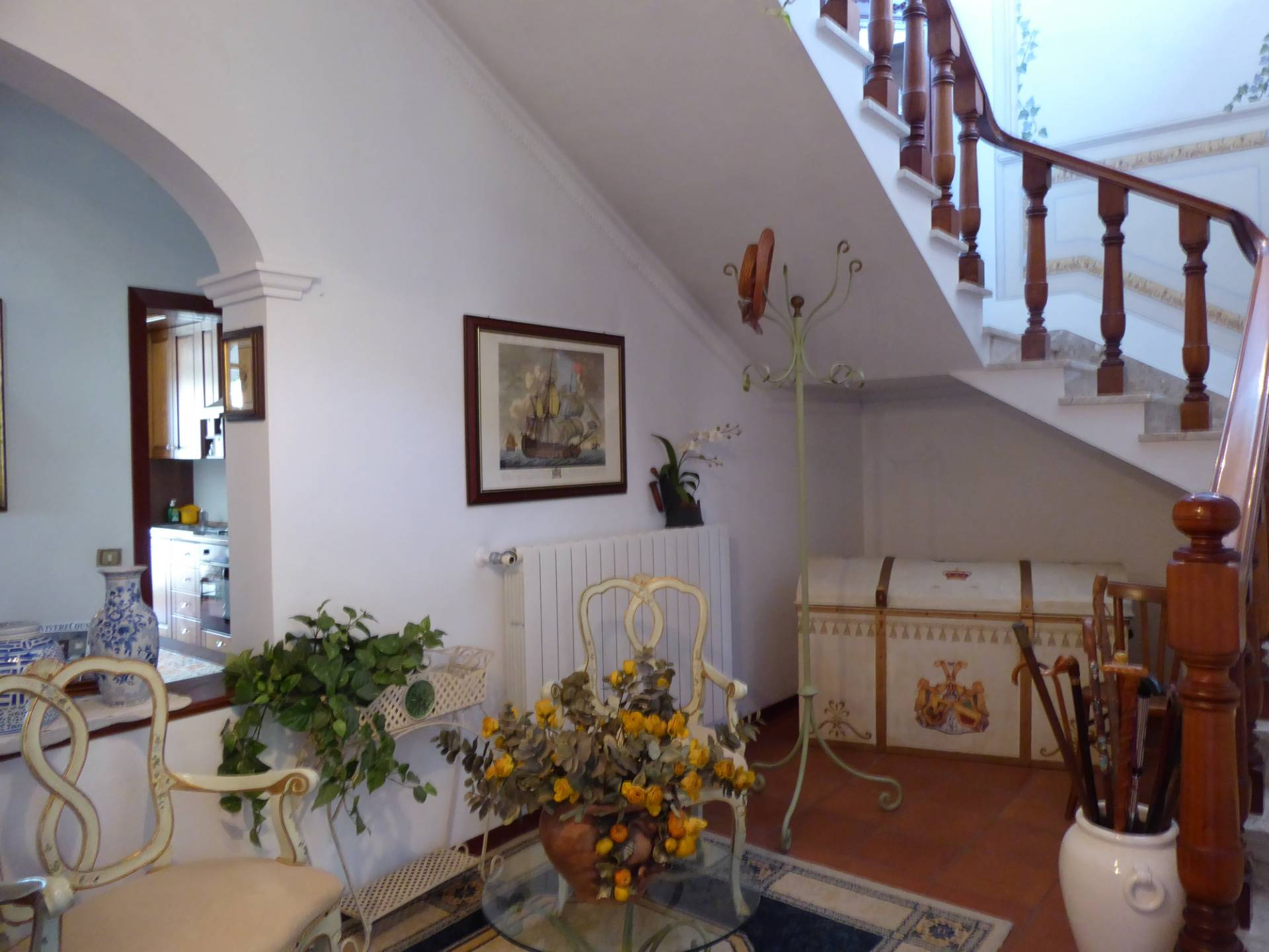 Immagine 10 di Villa in vendita  a Vecchiano