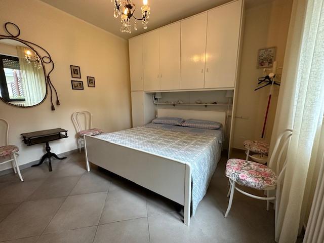 Immagine 19 di Appartamento in vendita  a Camaiore