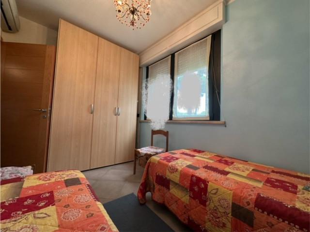 Immagine 32 di Appartamento in vendita  a Camaiore