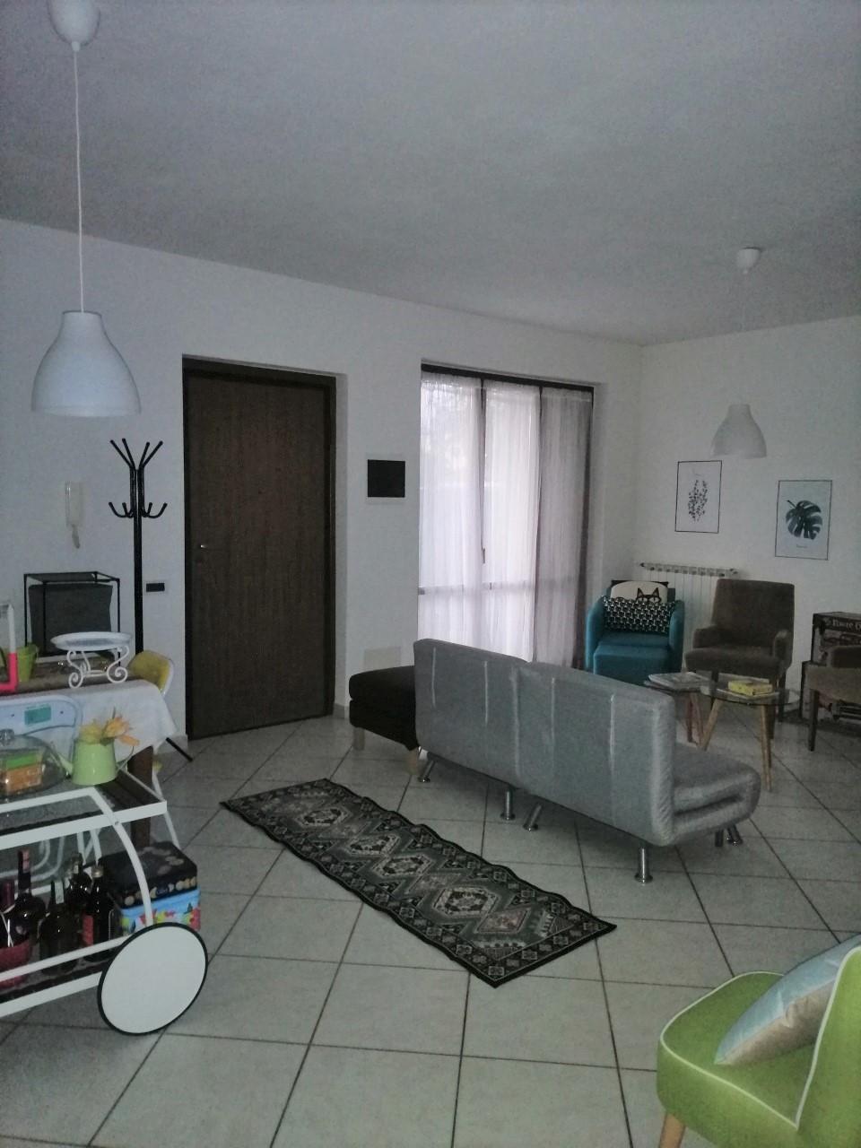 Immagine 3 di Villetta a schiera in vendita  a Massa