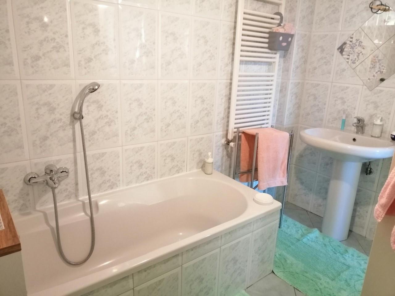 Immagine 13 di Villetta a schiera in vendita  a Massa