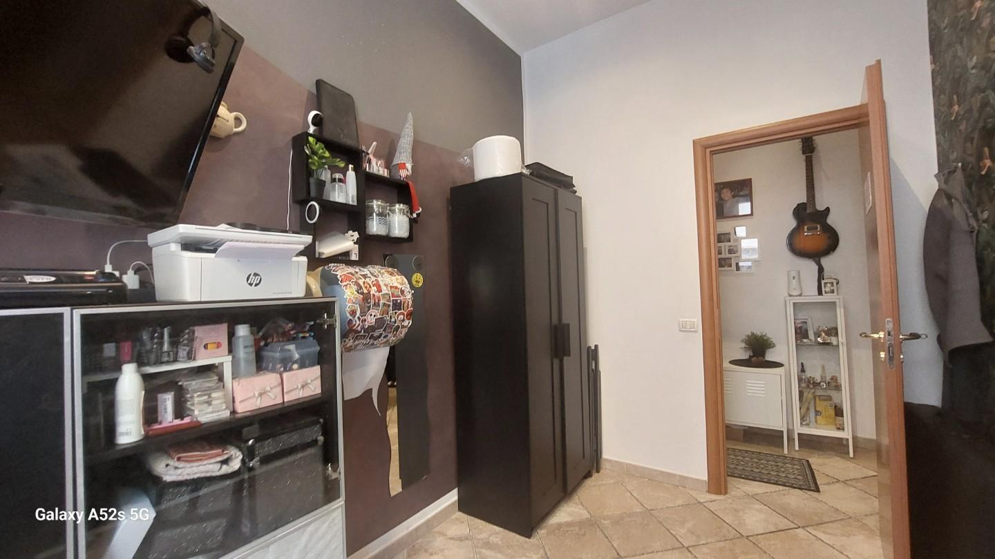 Immagine 25 di Appartamento in vendita  a Livorno