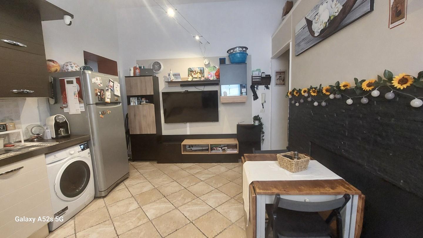 Immagine 4 di Appartamento in vendita  a Livorno