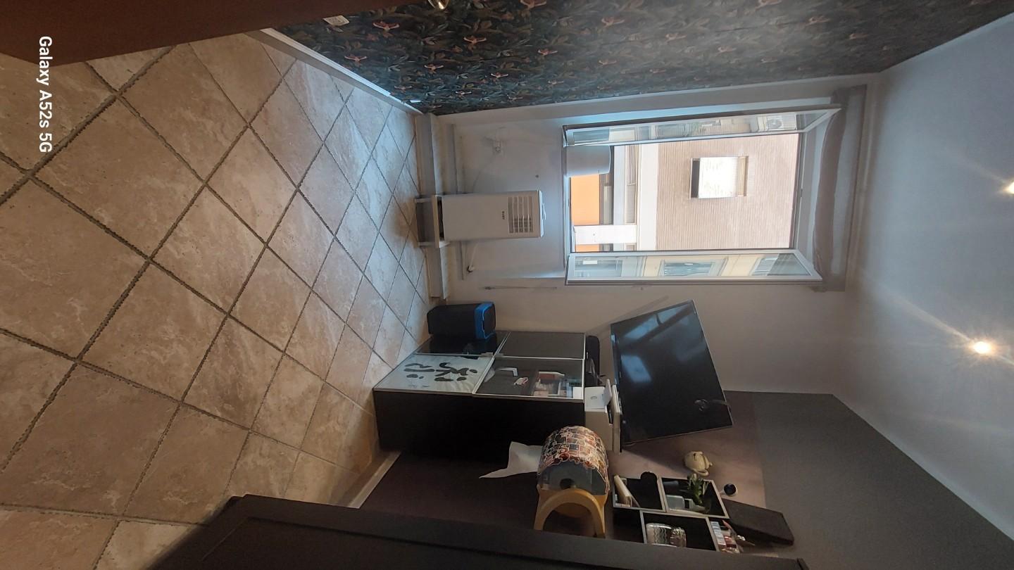 Immagine 24 di Appartamento in vendita  a Livorno