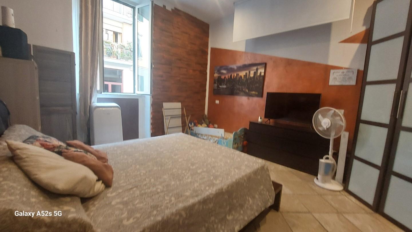 Immagine 10 di Appartamento in vendita  a Livorno