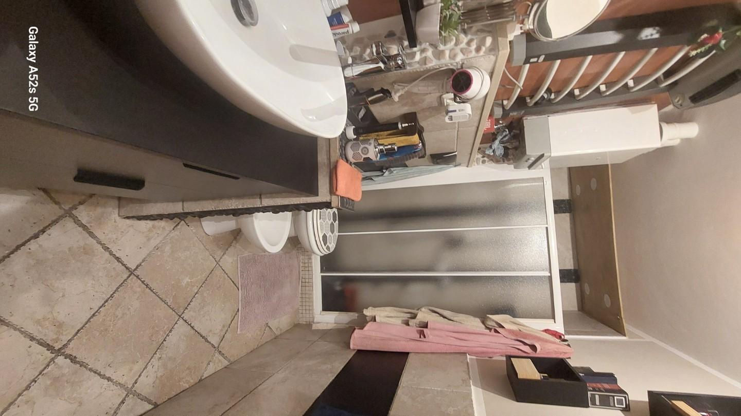 Immagine 33 di Appartamento in vendita  a Livorno