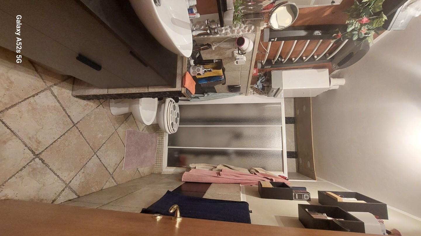 Immagine 30 di Appartamento in vendita  a Livorno