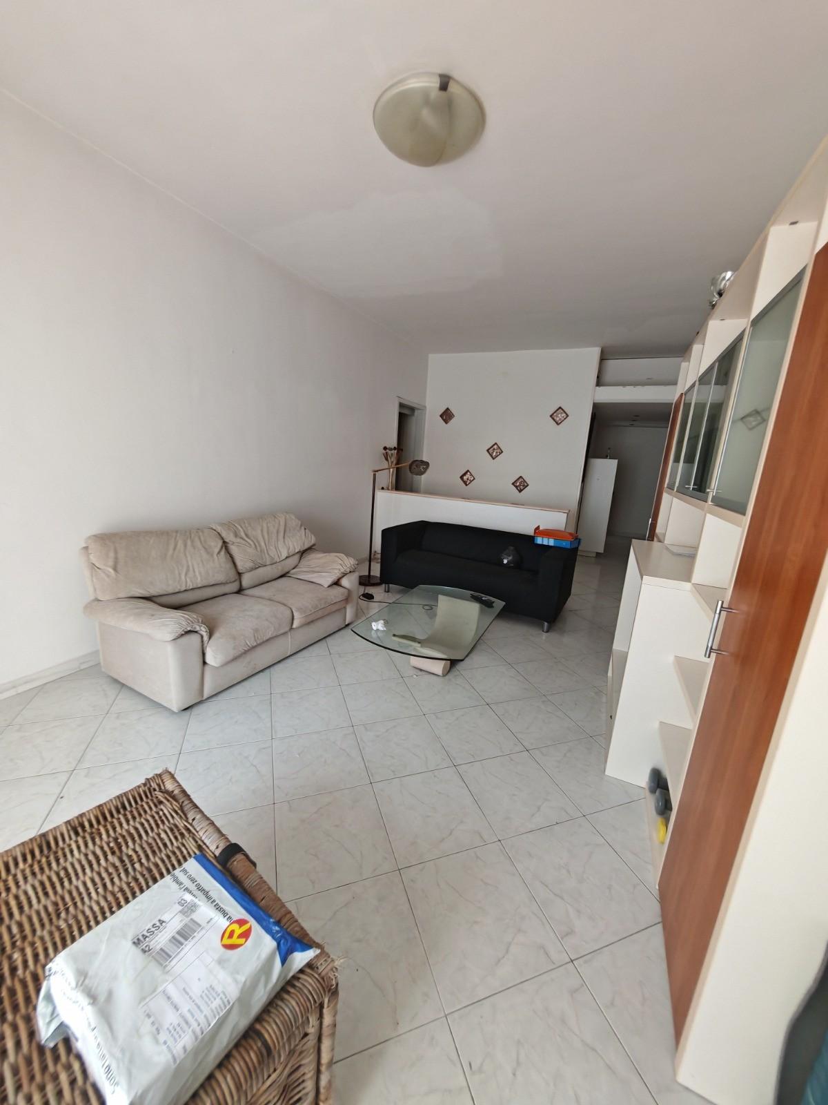 Immagine 5 di Appartamento in affitto  a Carrara