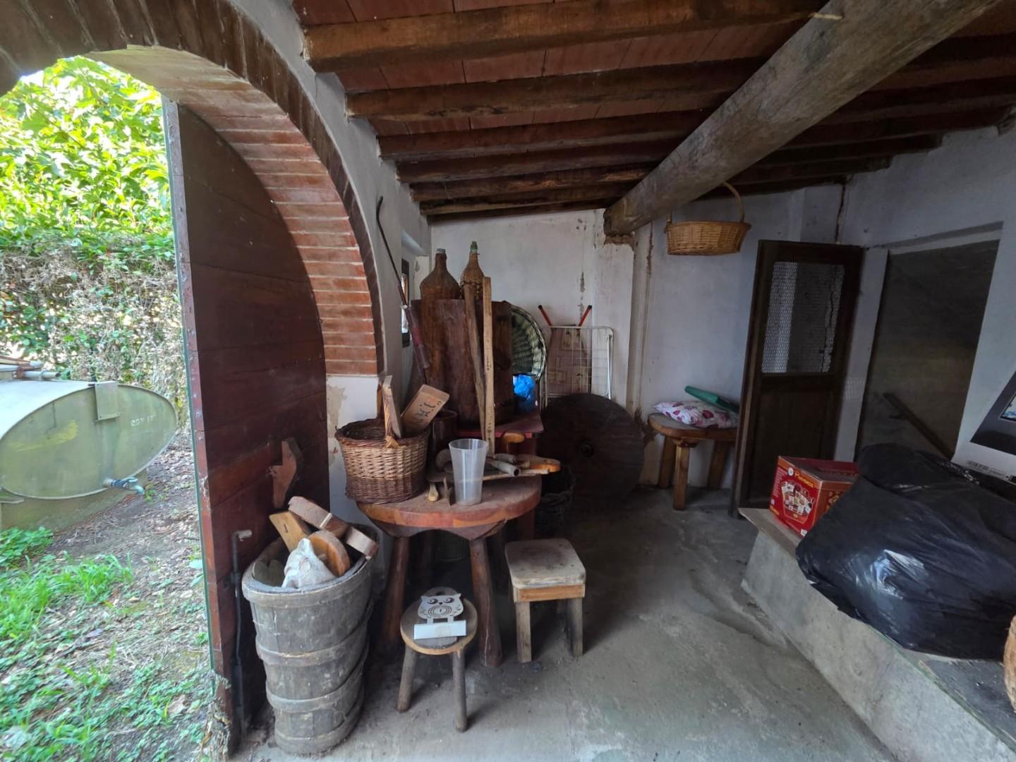 Immagine 11 di Casa indipendente in vendita  a Collesalvetti