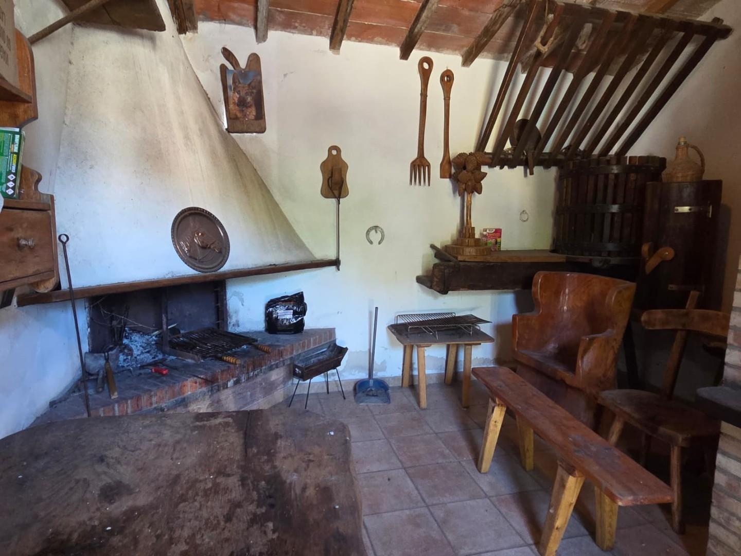 Immagine 14 di Casa indipendente in vendita  a Collesalvetti