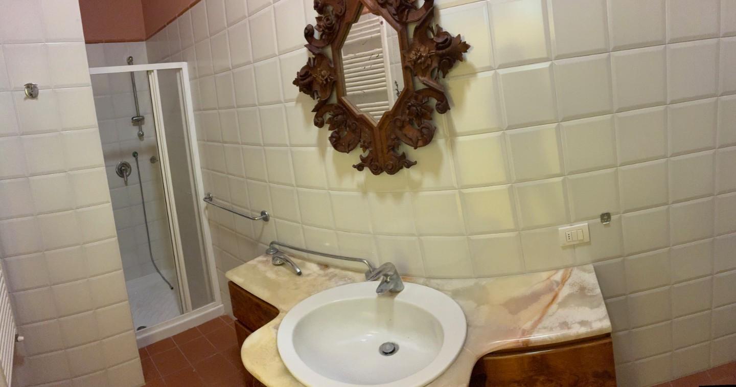 Immagine 11 di Appartamento in affitto  a San Giuliano Terme