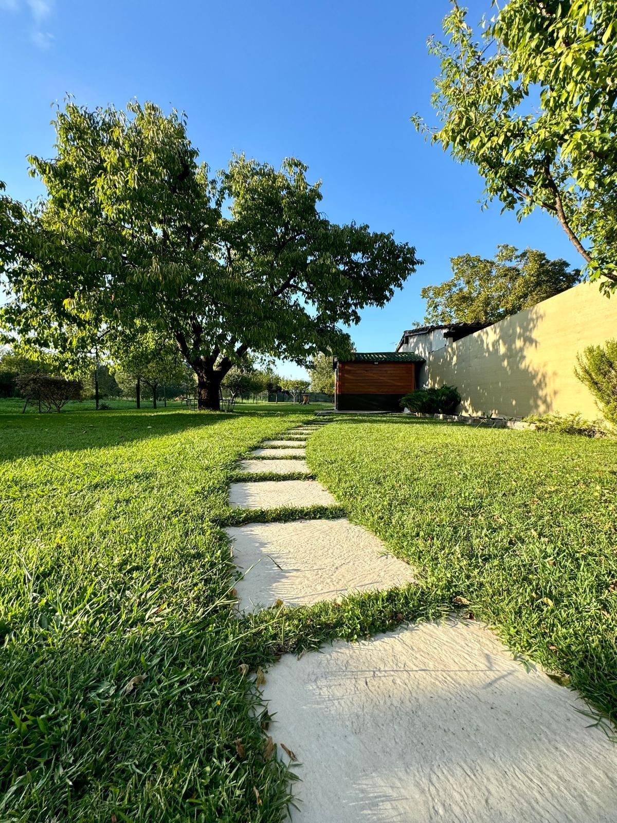 Immagine 55 di Villa in vendita  a Capannori