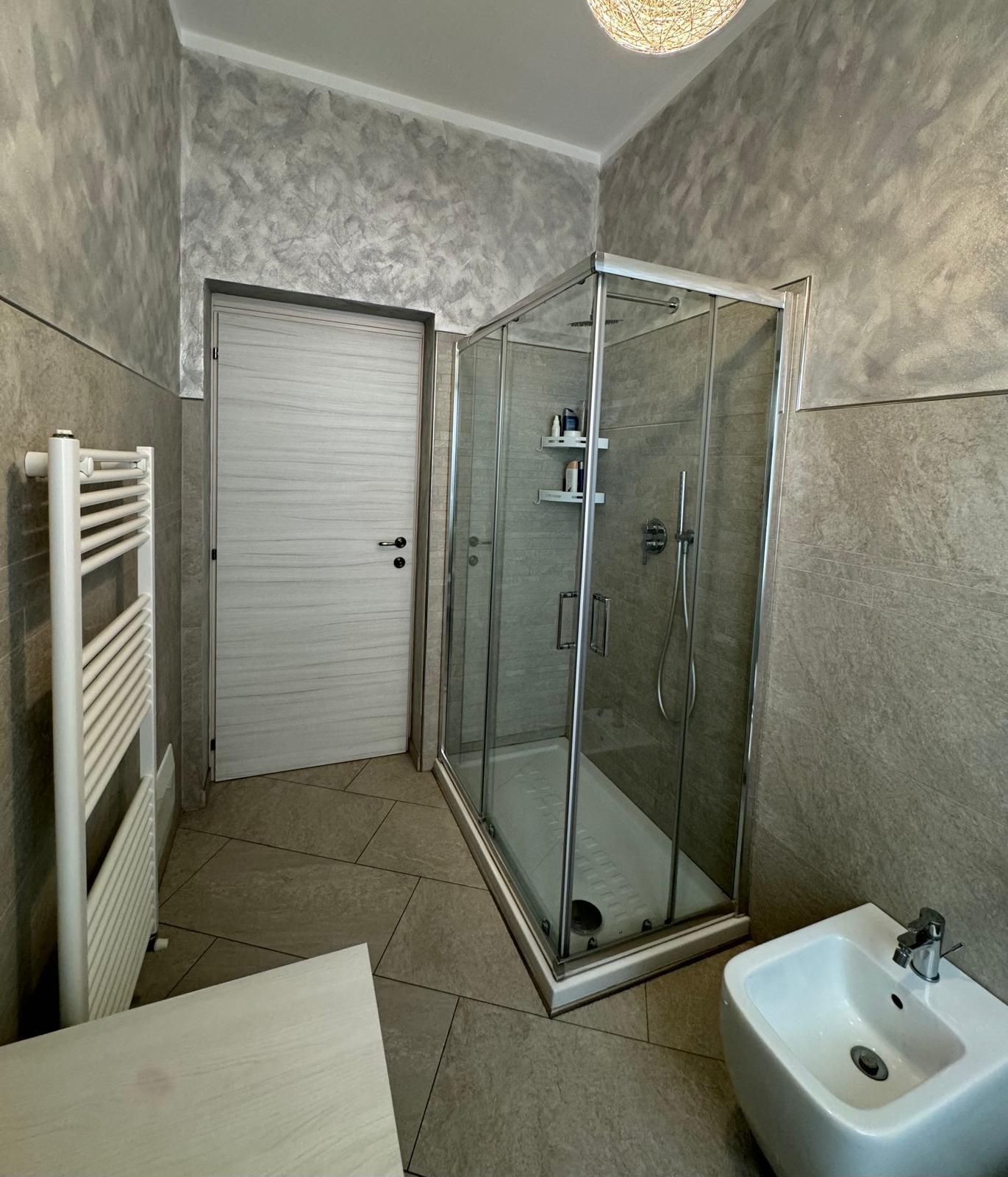 Immagine 53 di Villa in vendita  a Capannori