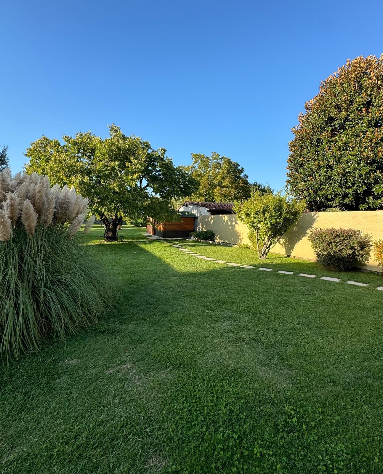 Immagine 64 di Villa in vendita  a Capannori