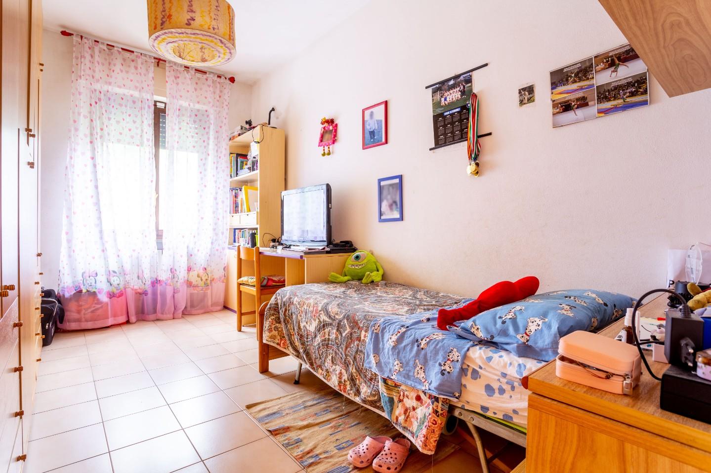 Immagine 7 di Villa in vendita  a San Giuliano Terme