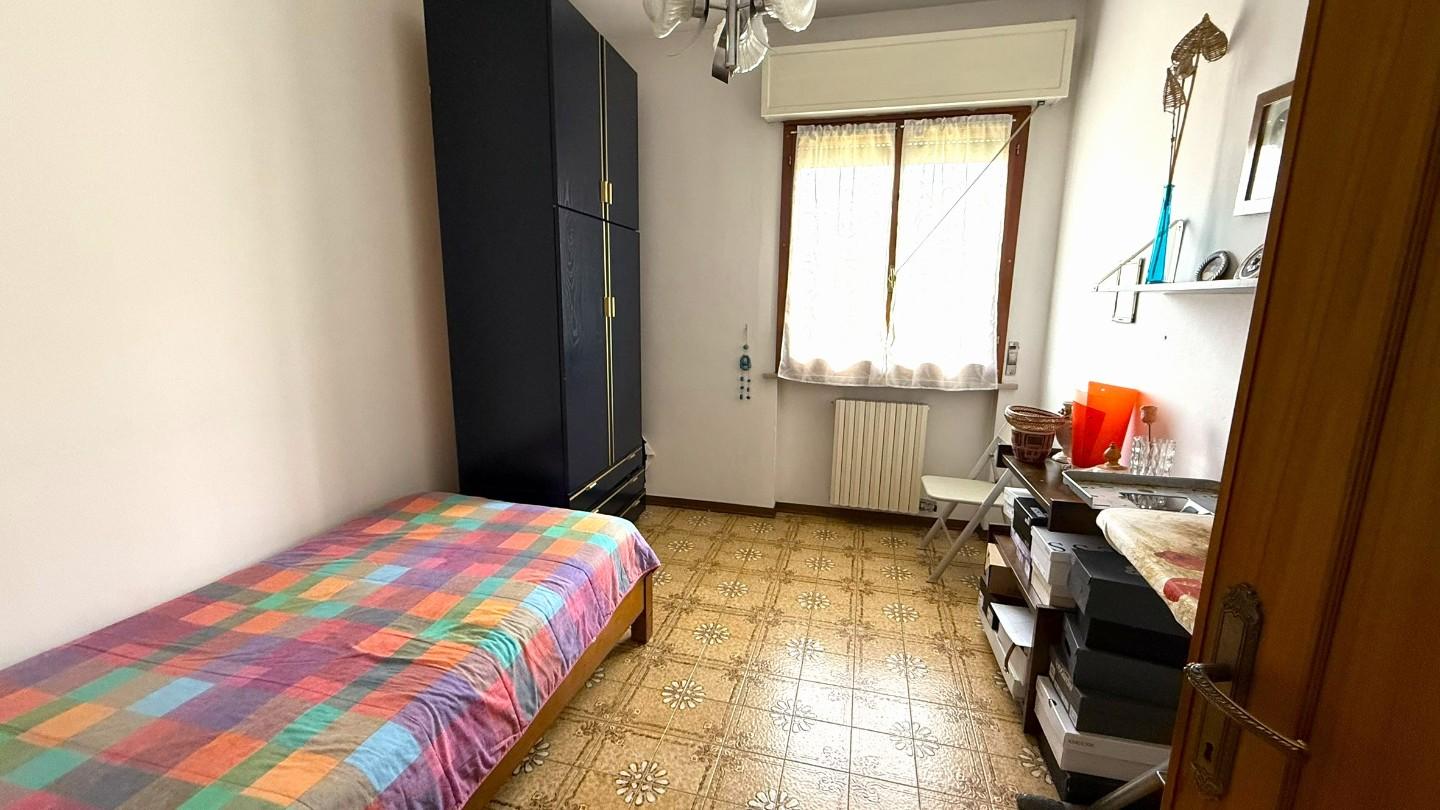 Immagine 11 di Villa in vendita  a Vicopisano