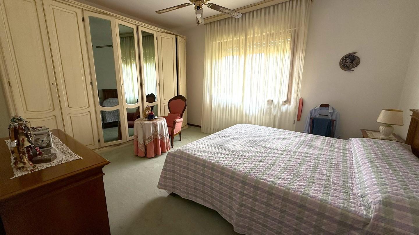 Immagine 9 di Villa in vendita  a Vicopisano