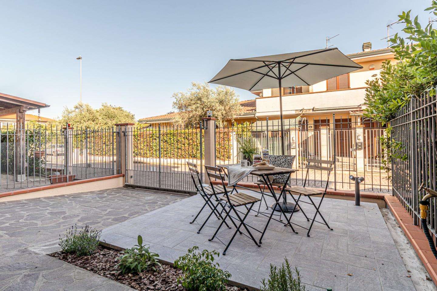 Immagine 28 di Villetta a schiera in vendita  a Santa Croce Sull'arno