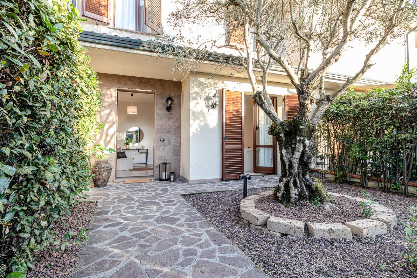 Immagine 63 di Villetta a schiera in vendita  a Santa Croce Sull'arno