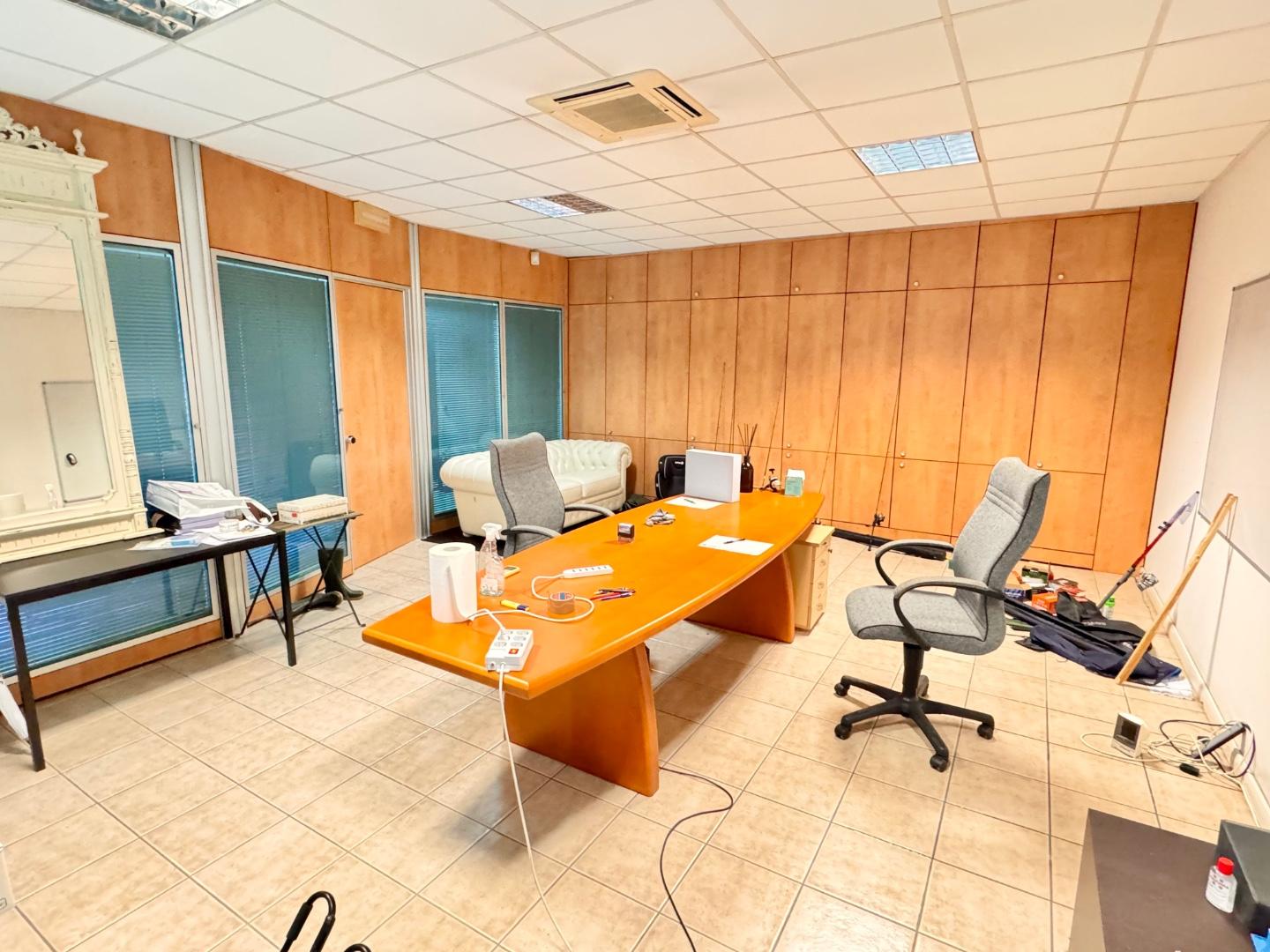 Immagine 6 di Attività artigianale in vendita  a Ponsacco