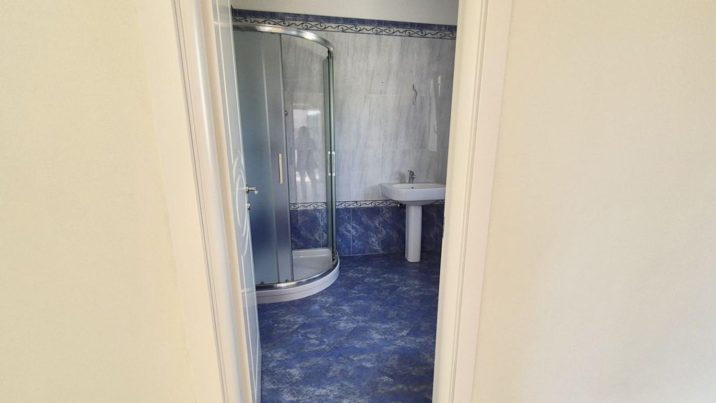 Immagine 86 di Villa in vendita  a Camaiore