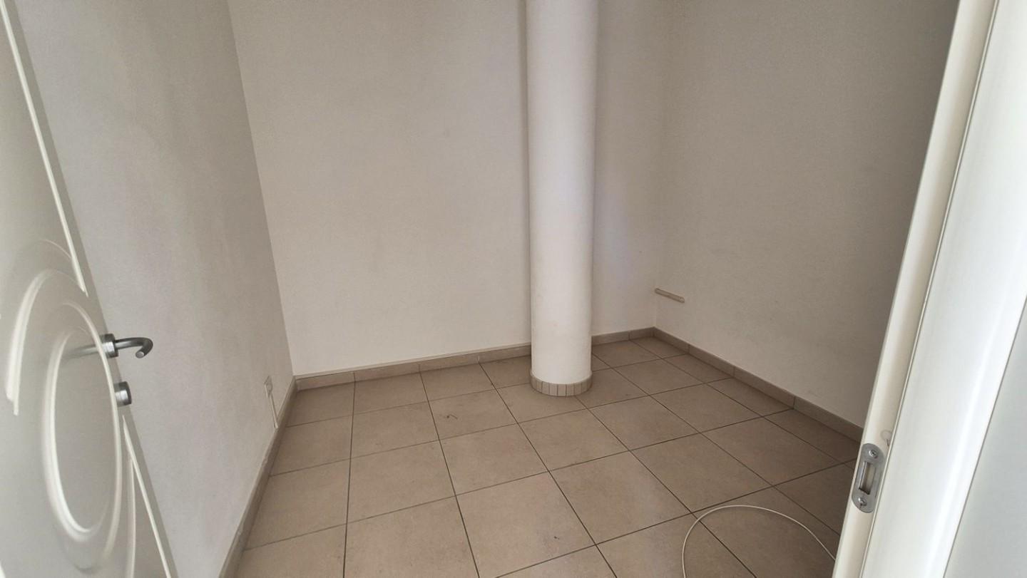 Immagine 155 di Villa in vendita  a Camaiore