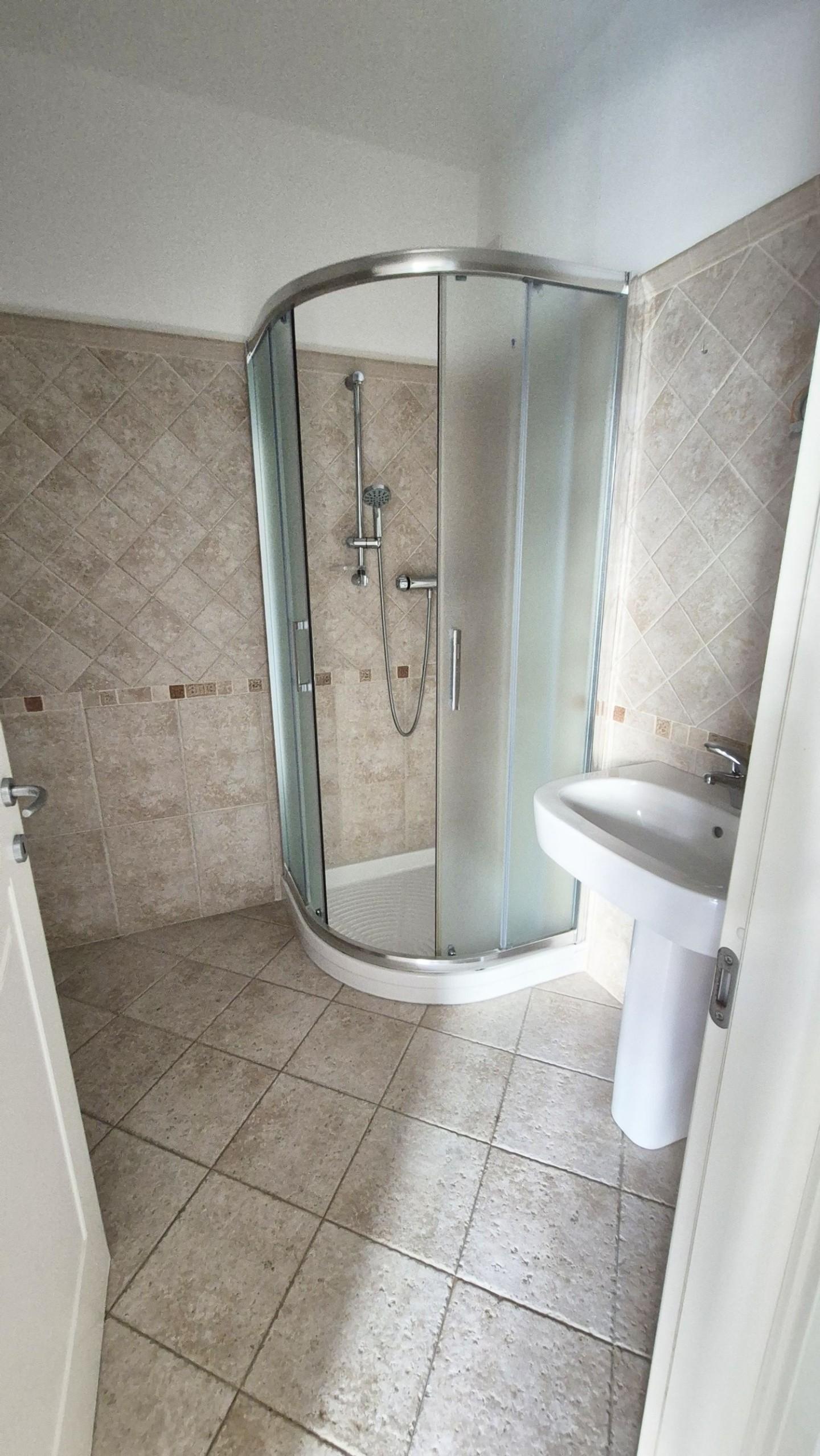 Immagine 148 di Villa in vendita  a Camaiore