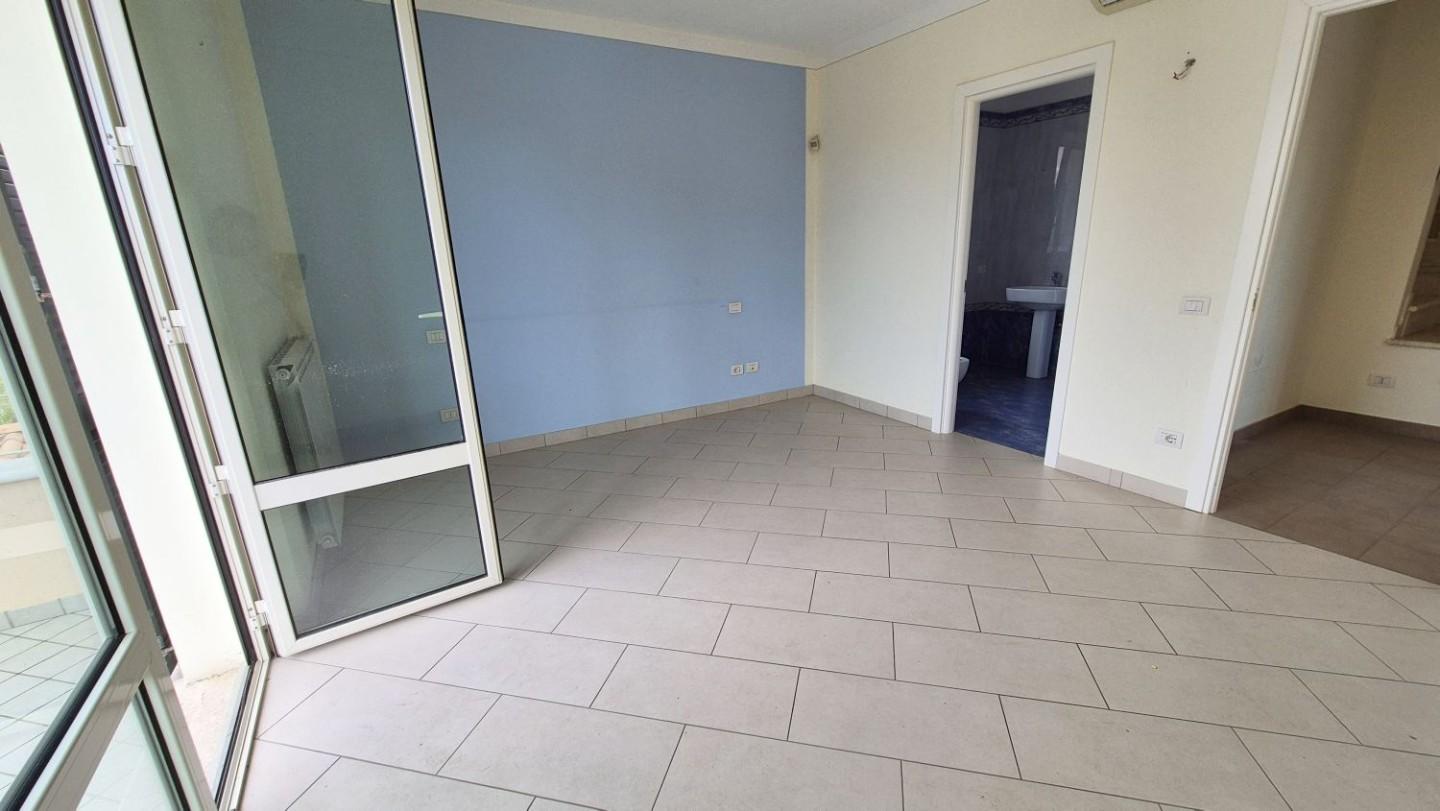 Immagine 63 di Villa in vendita  a Camaiore