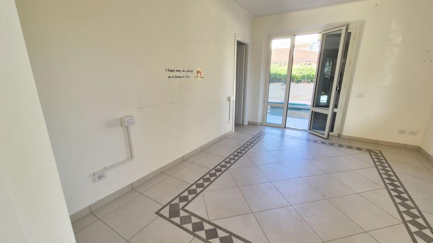 Immagine 146 di Villa in vendita  a Camaiore