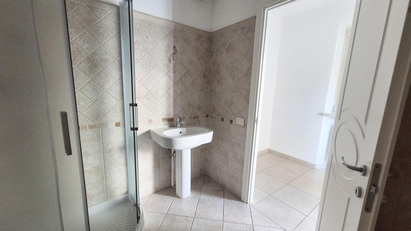 Immagine 149 di Villa in vendita  a Camaiore