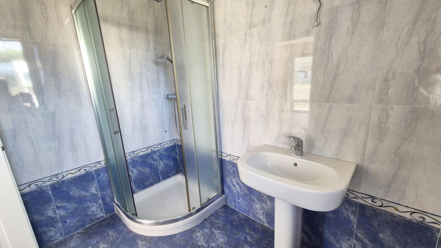 Immagine 89 di Villa in vendita  a Camaiore