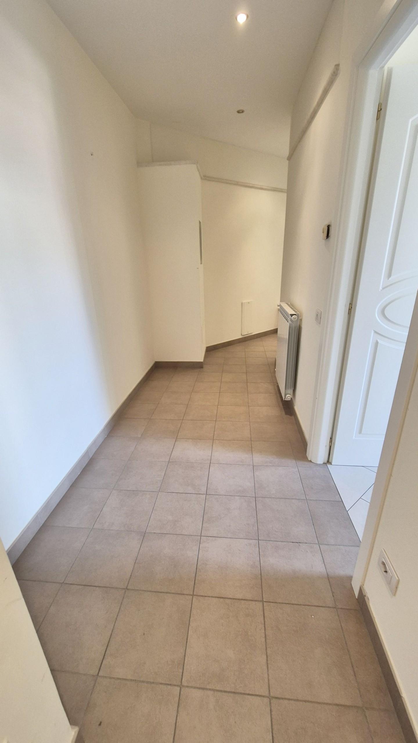 Immagine 106 di Villa in vendita  a Camaiore