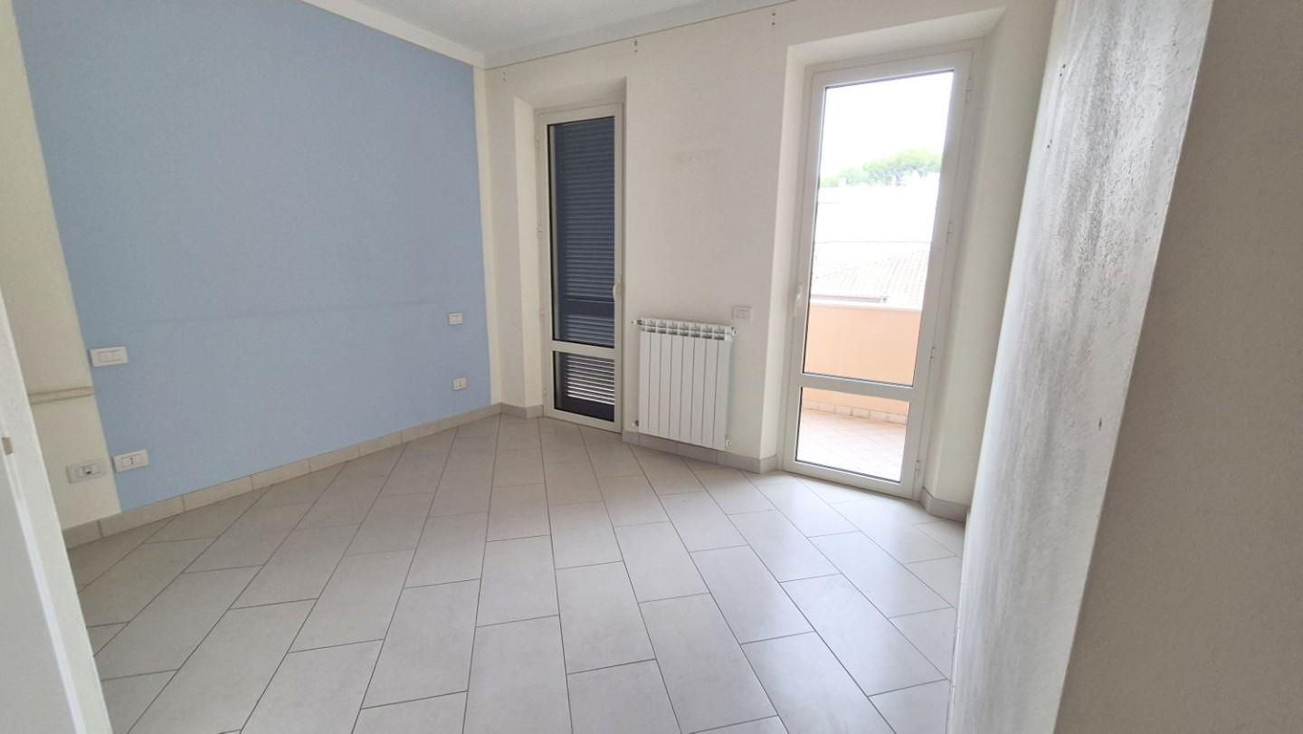 Immagine 72 di Villa in vendita  a Camaiore