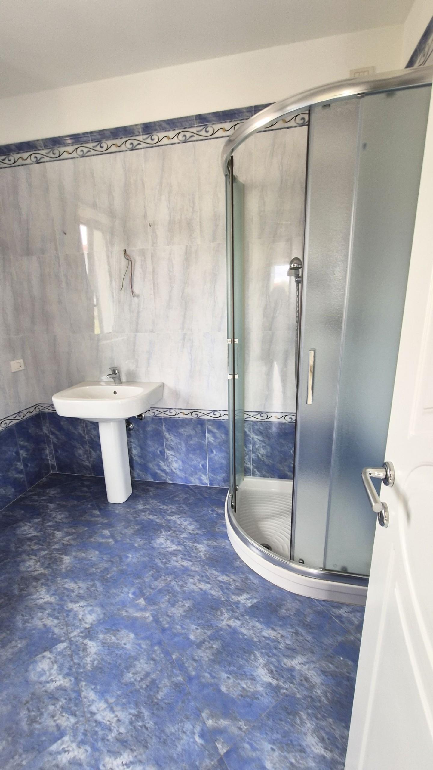 Immagine 64 di Villa in vendita  a Camaiore