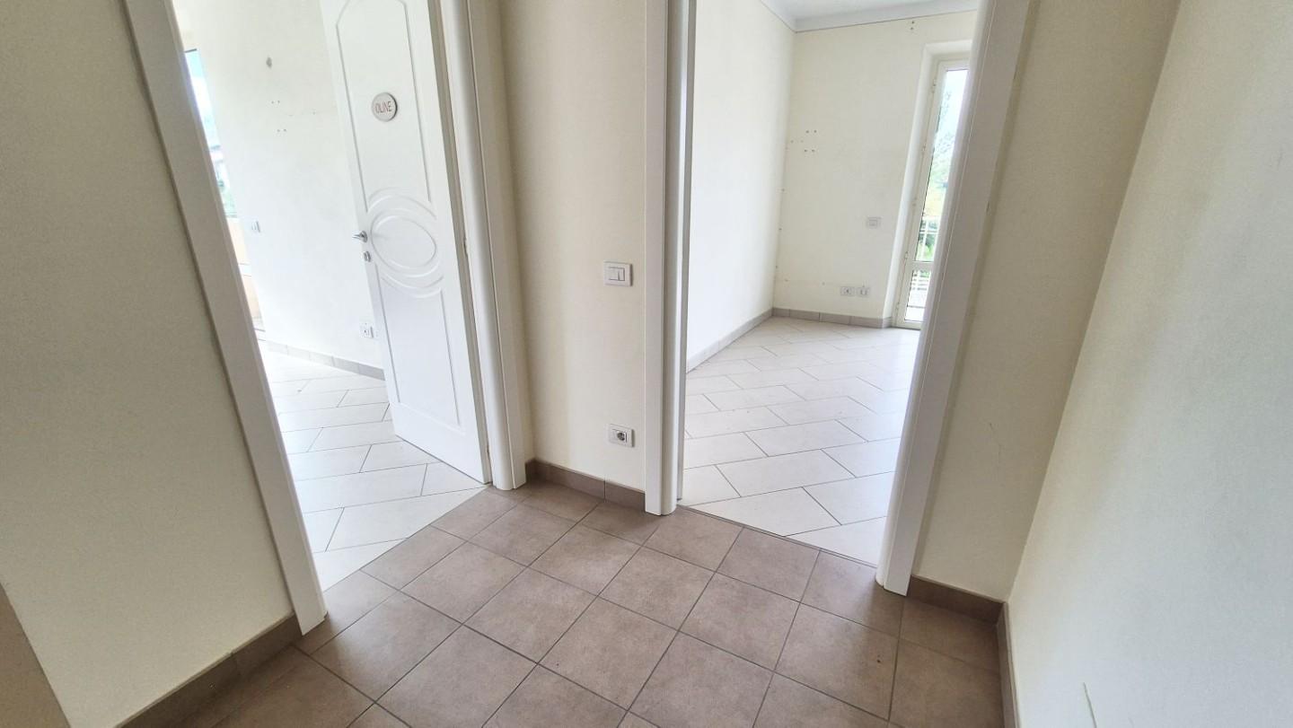 Immagine 60 di Villa in vendita  a Camaiore