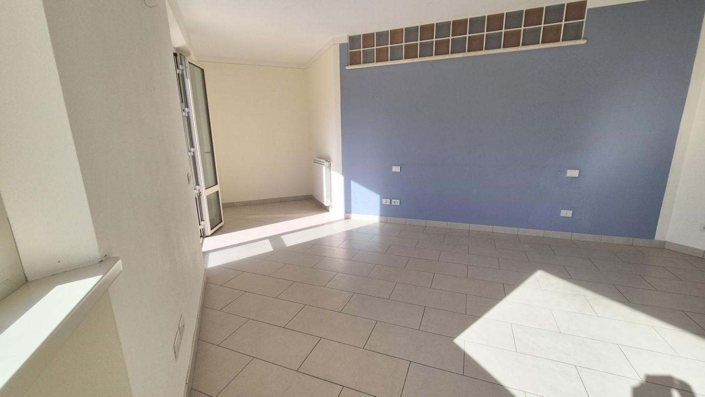 Immagine 96 di Villa in vendita  a Camaiore