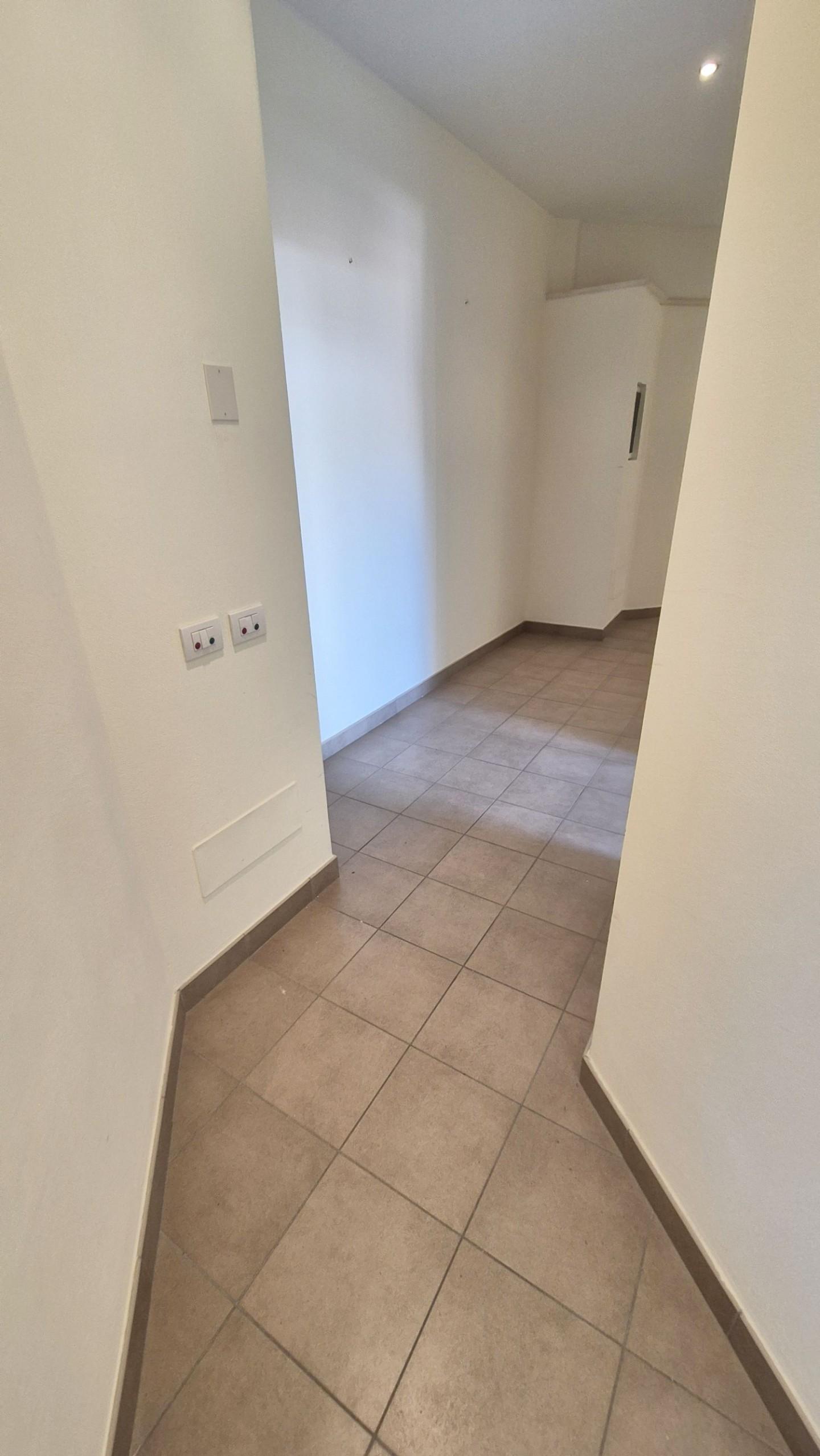 Immagine 105 di Villa in vendita  a Camaiore