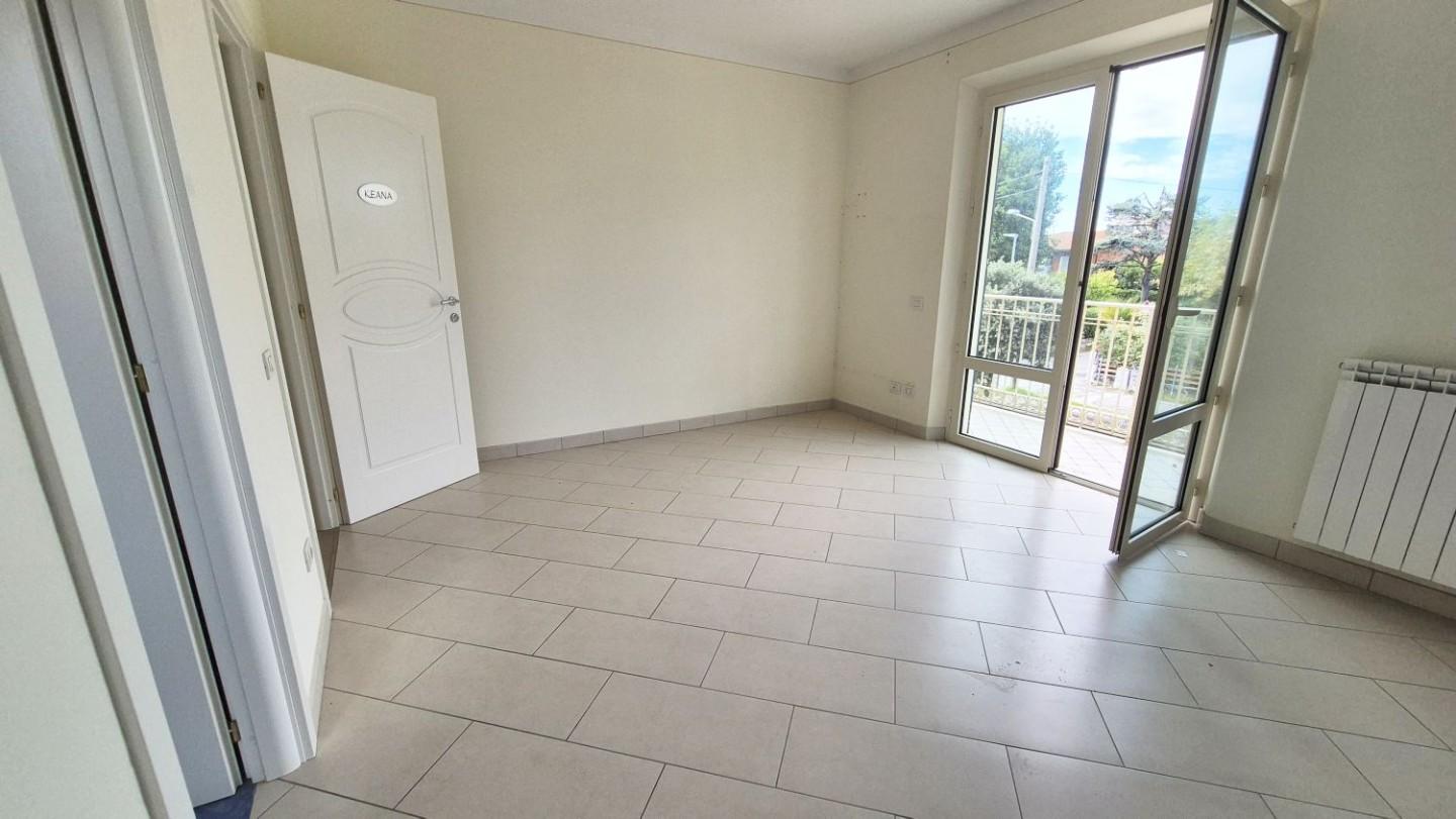 Immagine 67 di Villa in vendita  a Camaiore