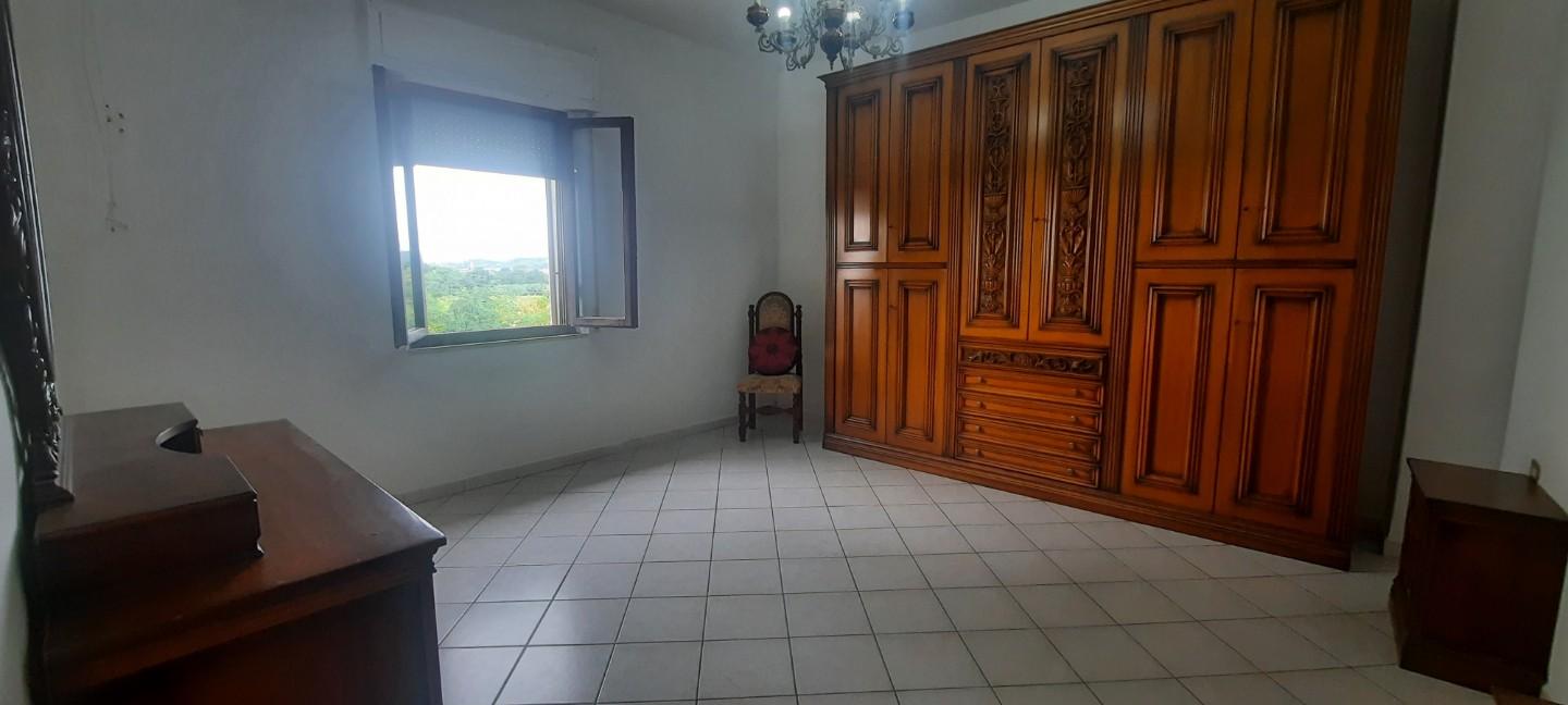 Immagine 8 di Appartamento in vendita  a Montopoli In Val D'arno