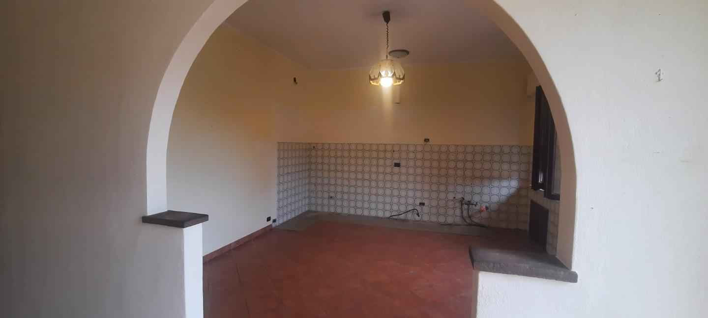 Immagine 3 di Appartamento in vendita  a Montopoli In Val D'arno