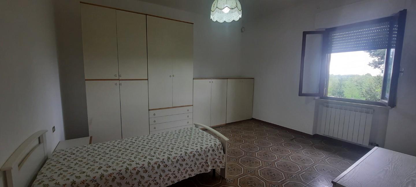 Immagine 11 di Appartamento in vendita  a Montopoli In Val D'arno