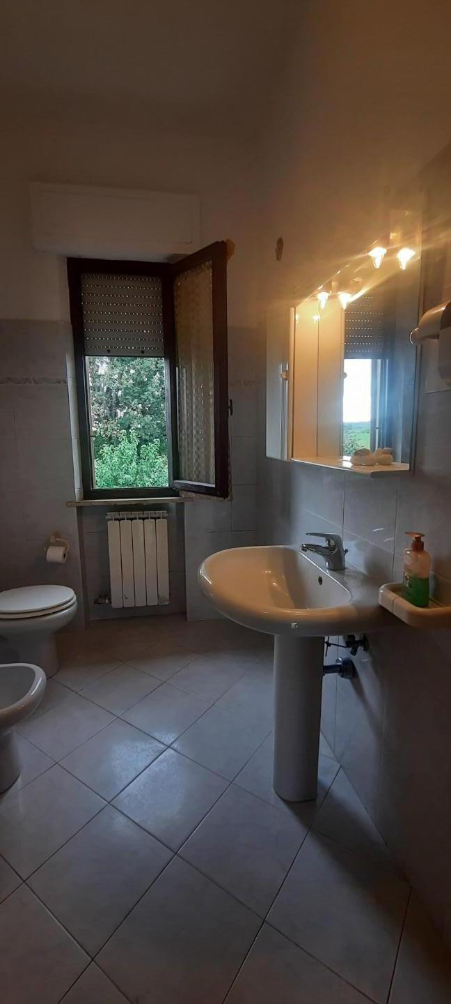 Immagine 7 di Appartamento in vendita  a Montopoli In Val D'arno