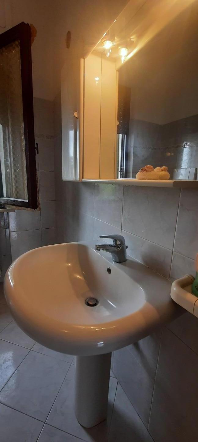 Immagine 6 di Appartamento in vendita  a Montopoli In Val D'arno