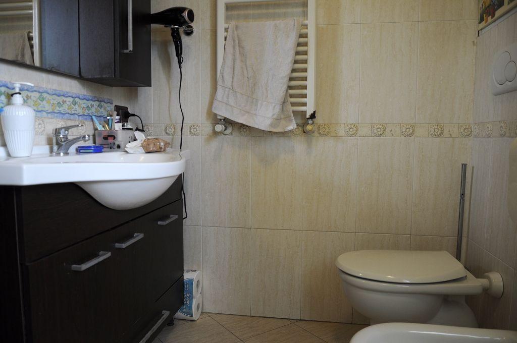 Immagine 9 di Appartamento in vendita  a Colle Di Val D'elsa