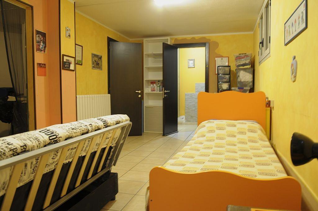 Immagine 19 di Appartamento in vendita  a Colle Di Val D'elsa