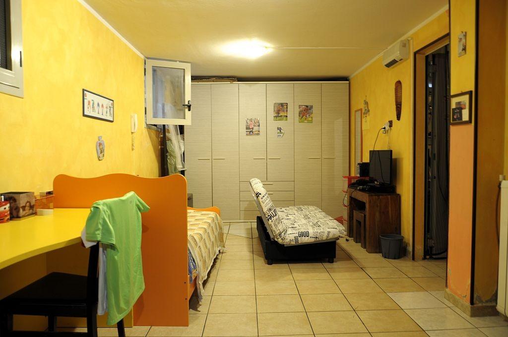 Immagine 16 di Appartamento in vendita  a Colle Di Val D'elsa