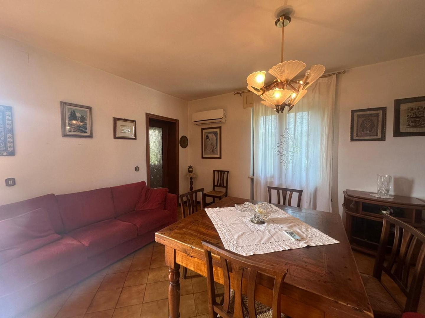 Immagine 9 di Casa bifamiliare in vendita  a Pisa