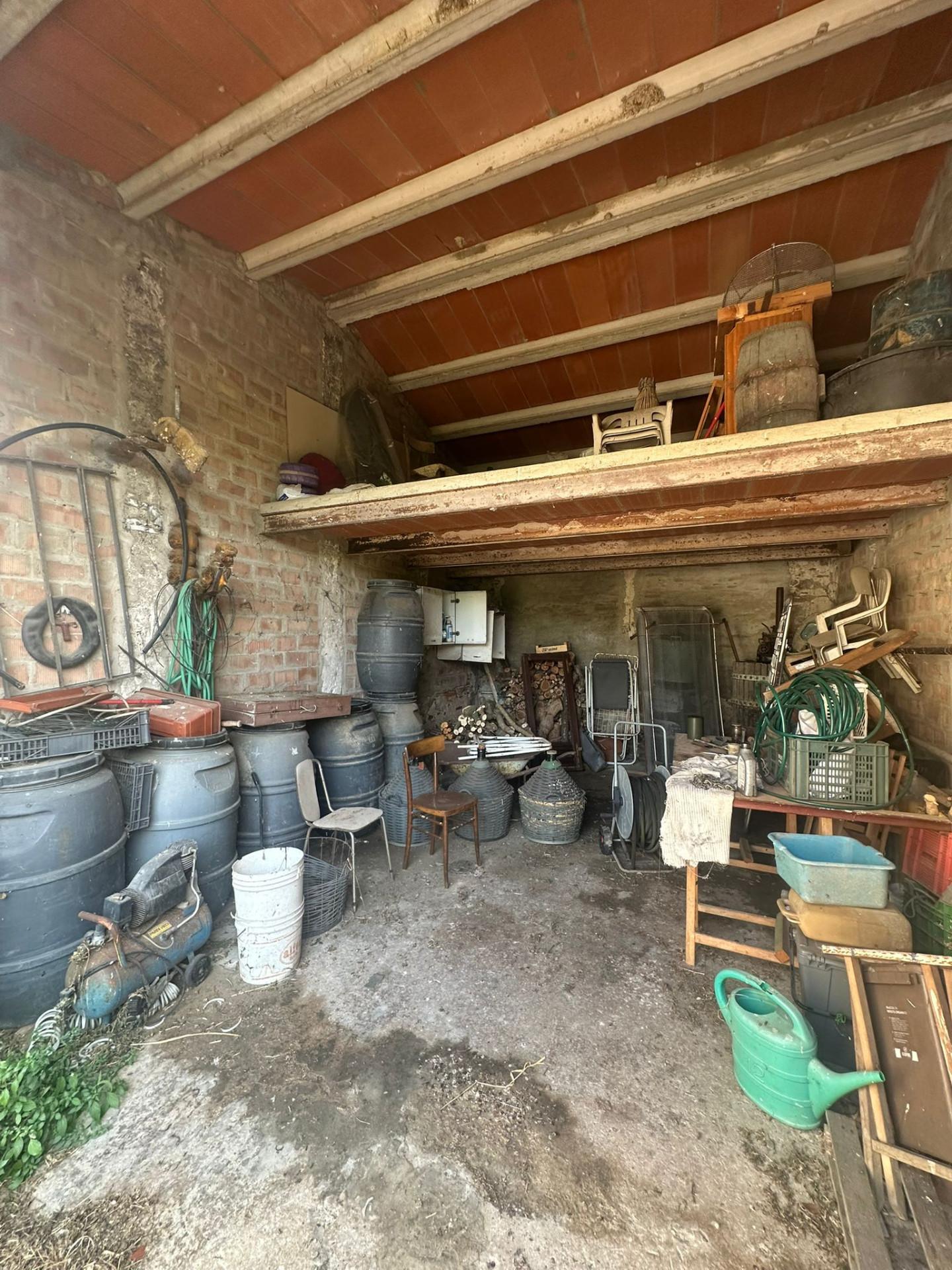 Immagine 43 di Casa bifamiliare in vendita  a Pisa